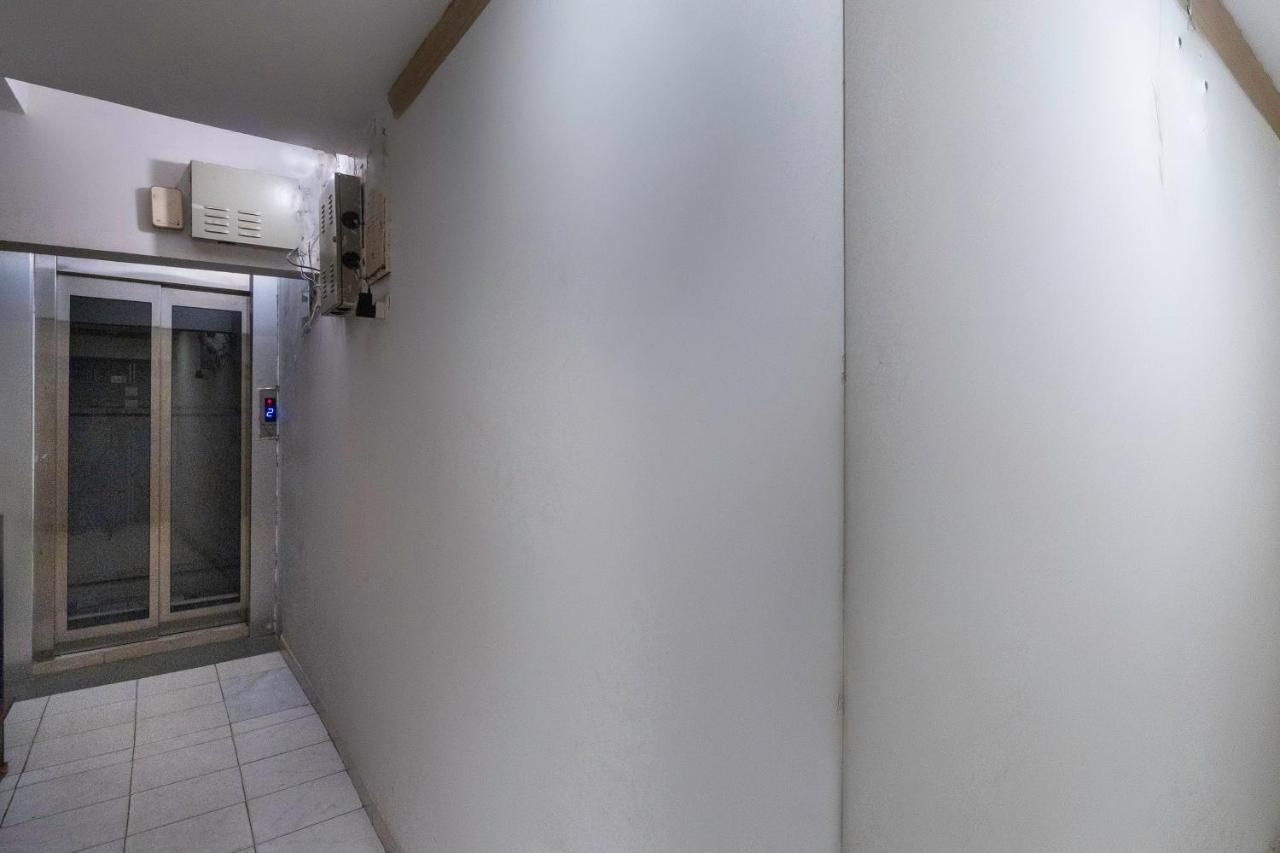 Oyo 13535 Aakash Hotel Ahmedabad Eksteriør billede